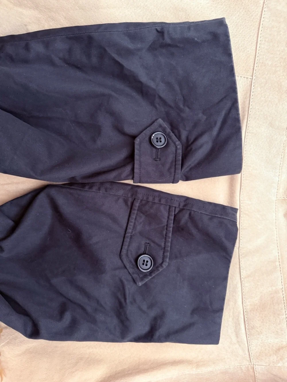 Burberry Vintage Mid-Length Black Trench Coat - Picture 9 of 9